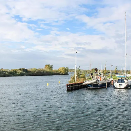 Waterhuis Tatil Evi *